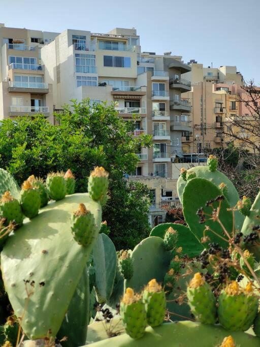 'home Away From Home' By The Sea Apartment Saint Julian's